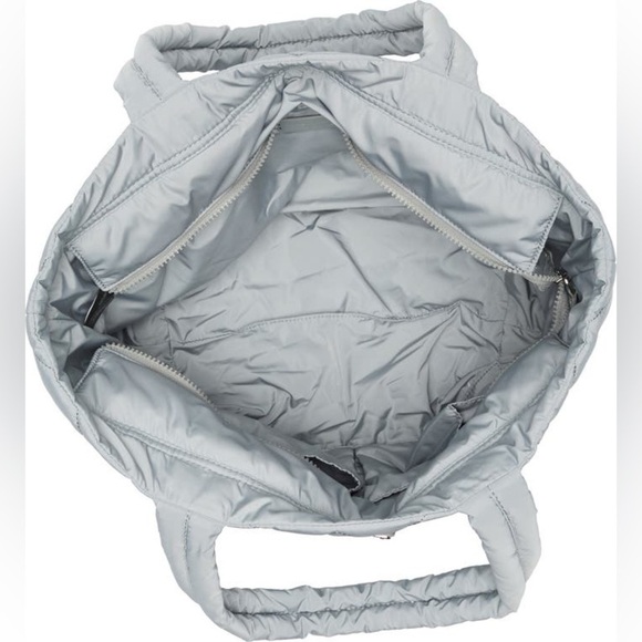 NEW Marc Jacobs Gray Quilted Tote Bag - Picture 5 of 8